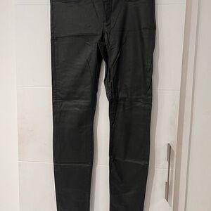Helmut Lang women’s coated black jeggings.New without tag. Size 30